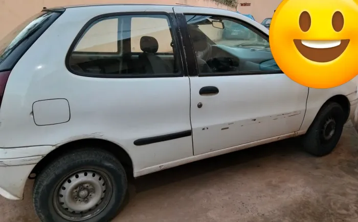 Fiat Palio Young 1.0 MPI Fire 8V 2P 2002
