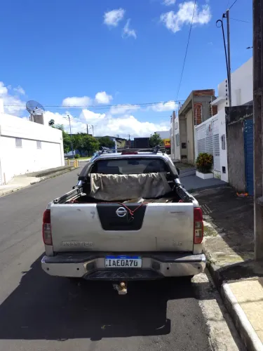 Nissan Frontier LE CD 4X4 2.5 TB Diesel Aut. 2010