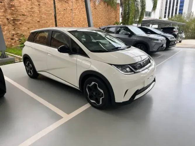 BYD Dolphin GS (Elétrico) 2027
