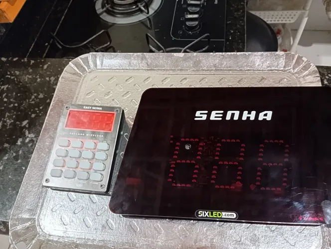Senha Led pra Chamar Cliente.