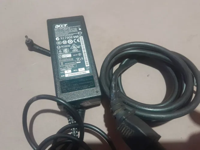 Fonte nova para notebook acer aspire