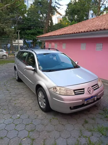 Renault Megane Grand Tour Dynam. Hi-flex 1.6 16V 2013