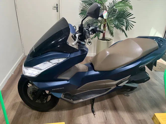Honda PCX DLX ABS 2024