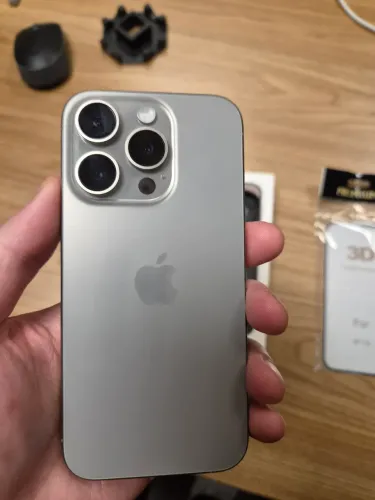 iPhone 15 Pro 256GB - Titânio Natural