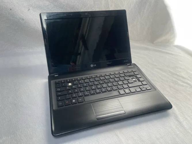 Notebook LG LGS43-S425 não liga para conserto ou retirada de peças
