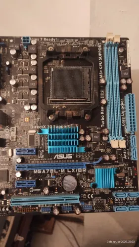 SUCATA Placa-Mãe Asus M5A78L-M LX/BR AM3+ (COM DEFEITO / EM CURTO)