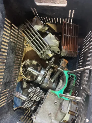 Motor xre300 aberto