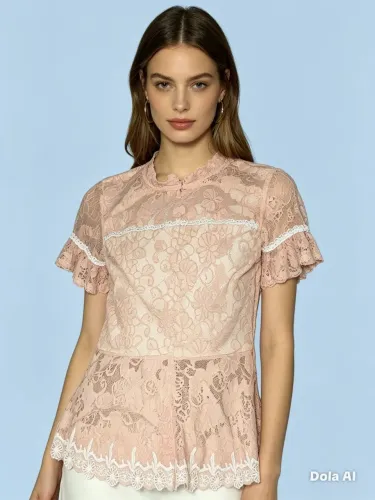 Blusa de renda forrada