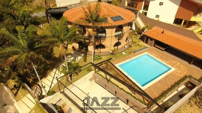 Casa à Venda - Jardim Gustavo, Serra Negra - 1490 m² - 4 suítes