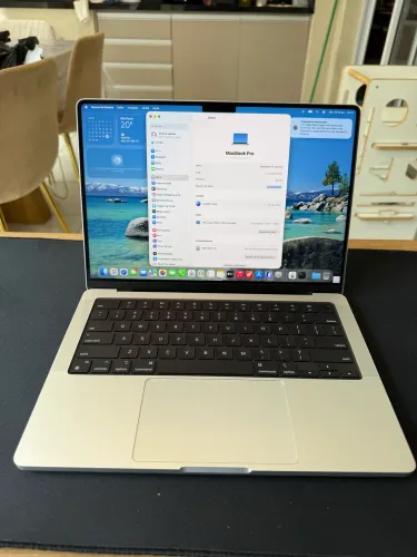 MacBook Pro m4 Max 36gb