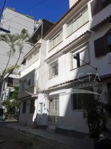Oportunidade incrível!! casa tríplex no posto 6