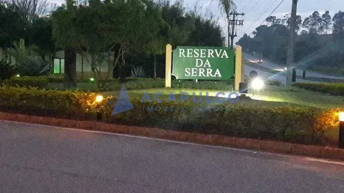 Terreno a venda no condomínio Reserva da Serra do Japi - Jundiaí SP
