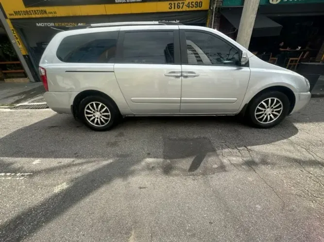 Kia Motors Carnival EX 3.5 V6 24V 276cv Aut. 2013