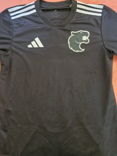Camiseta oficial da Furia