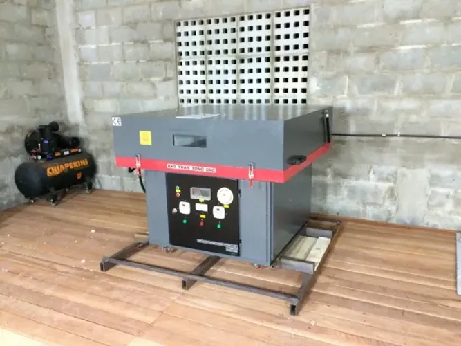 Maquina de Vacuum Forming BX 1400 - Termoformadora
