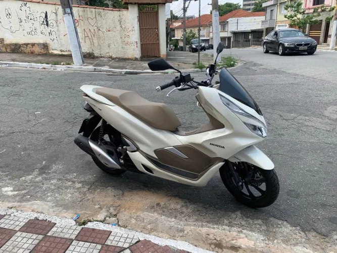 PCX DLX SEM NENHUMA QUEDA