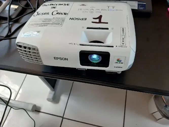 DATA SHOW EPSON S17