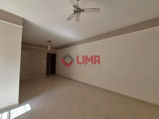 LINDA CASA COM 3 QUARTOS (1 SUÍTE), QUINTAL NO JARDIM EUGÊNIA - BAURU / SP