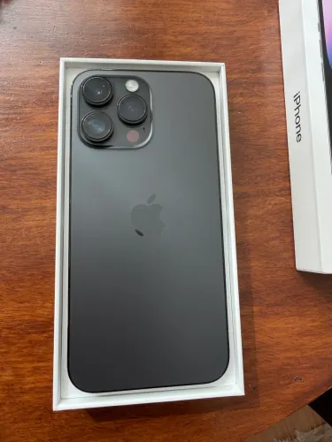 VENDO IPHONE 14 PRO MAX - 256gb
