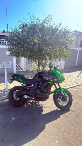 Kawasaki Versys 650 (Muito Nova)