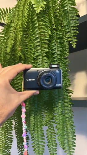 canon sx210 is