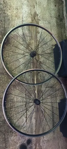 Vendo rodas para bike speed + guidon+mesa