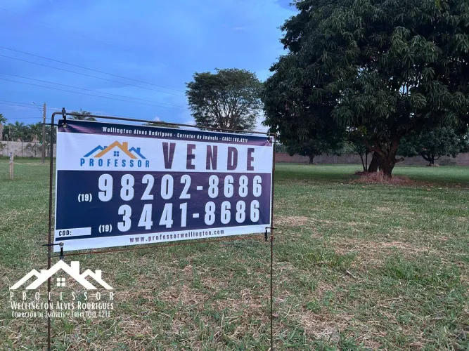 Terreno à venda no Condomínio Residencial Santa Helena em Limeira-SP
