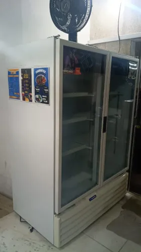 Expositor Metalfrio 2 Portas 1186L VB99R 127V - Perfeito Estado / Oportunidade
