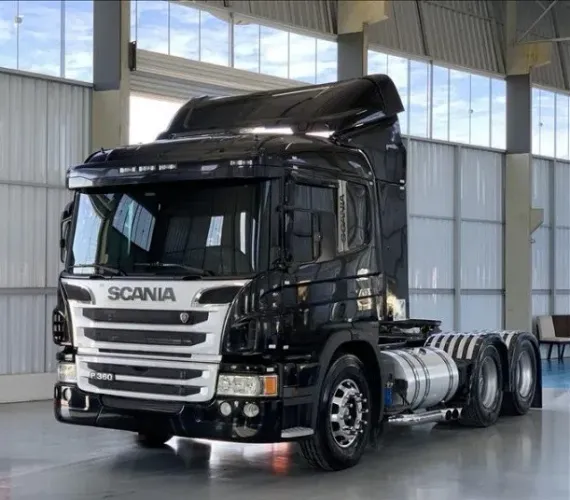 Scania P360 2014 6x2 truck particular