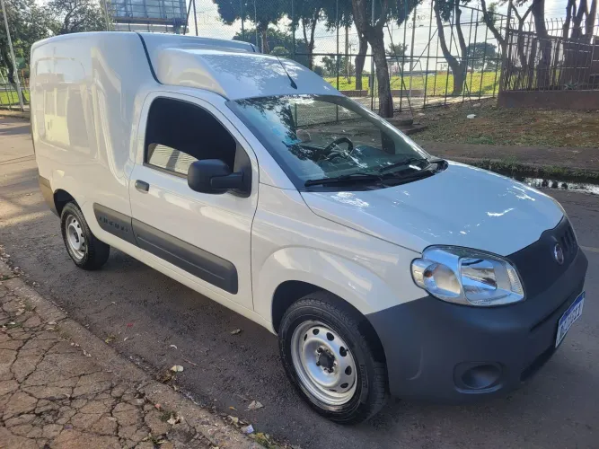 Fiat Fiorino Furgão Work. Hard 1.4 Flex 8V 2P 2021