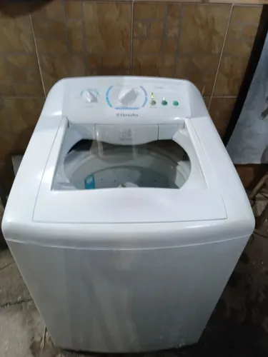 Máquina Electrolux 15kg entrego