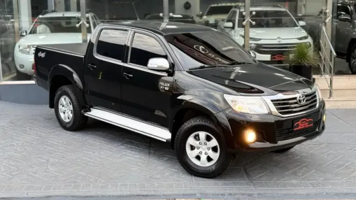 Toyota Hilux CD SRV 4X4 2.7 Flex 16V Aut. 2013