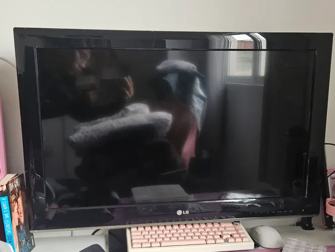 Televisão 32 polegadas LG funcionando perfeitamente