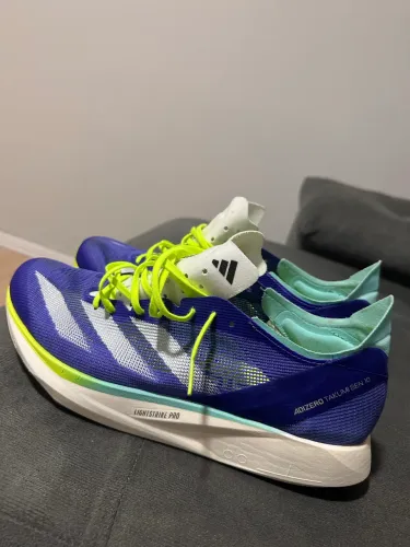 Vendo tênis adizero