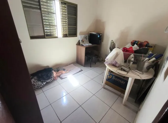 VENDO CASA NO DISTRITO INDUSTRIAL RC