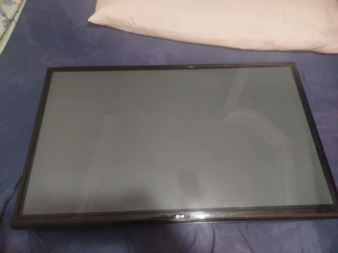 TV LG 50 polegadas - Plasma - em ótimo estado