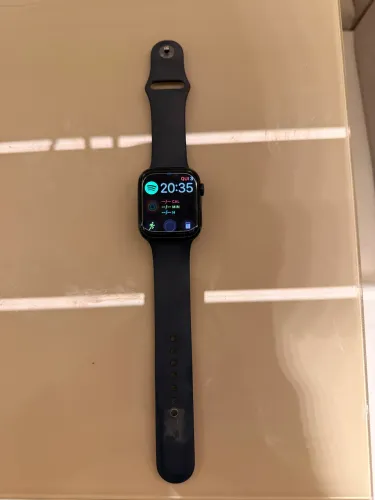 Apple Watch Series 8