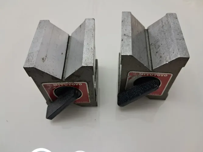PRISMA MAGNETICO MITUTOYO 181/946 79X58X64