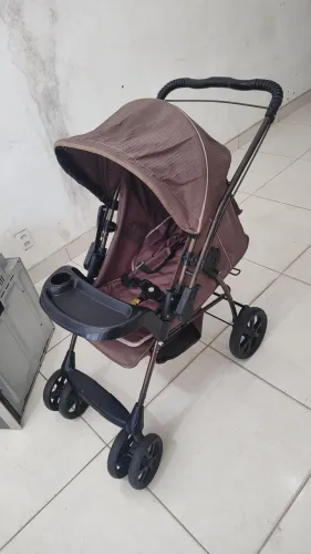 Vendo carinho de bebê Galzerano unisex leia a descrição do anúncio. 