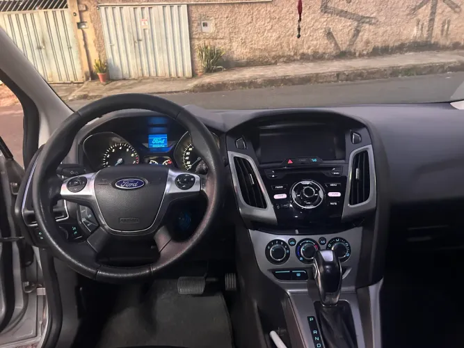 Ford Focus 2.0 16v/se/se Plus Flex 5P Aut. 2014