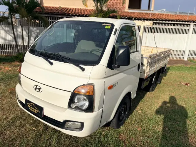 Hyundai HR 2.5 TCI Diesel (rs/rd) 2013