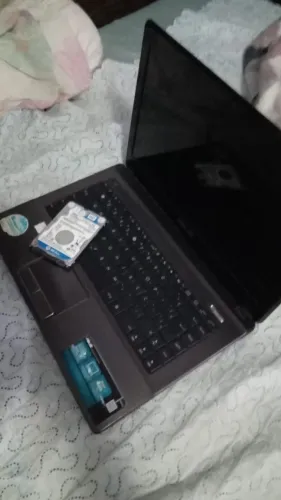 Notebook ASUS K43U + HD EXTERNO DE 500 GB