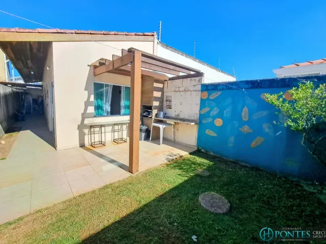 Térrea para aluguel possui 55 metros quadrados com 2 quartos em Estancia Sao Jose - Peruíb