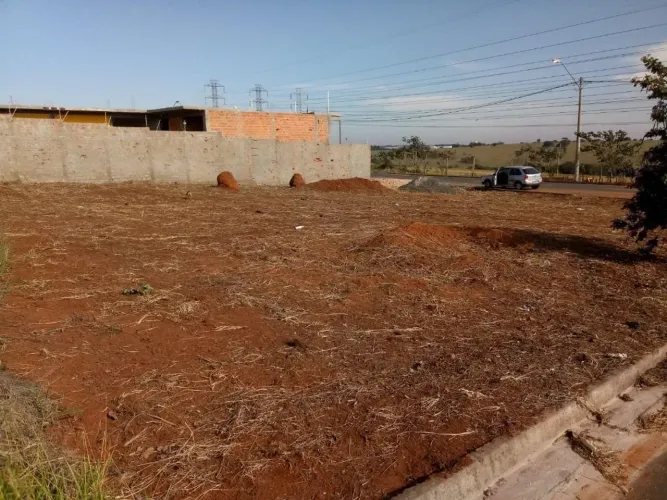 Terreno à venda em Hortolândia, Terras de Santa Maria