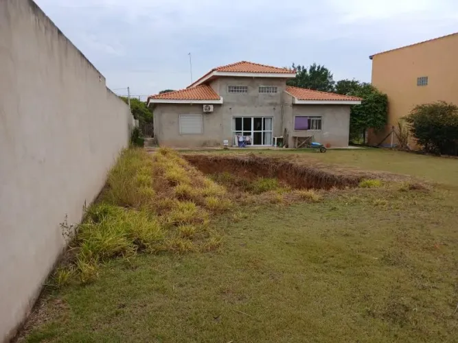 Chácara com 3 suítes à venda, 180m² por R$ 720.000,00 Condomínio Ecopark Tatuí/SP