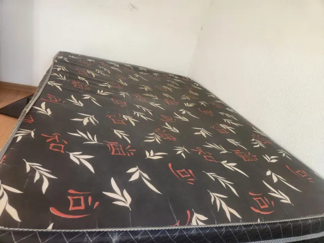 Cama para doação