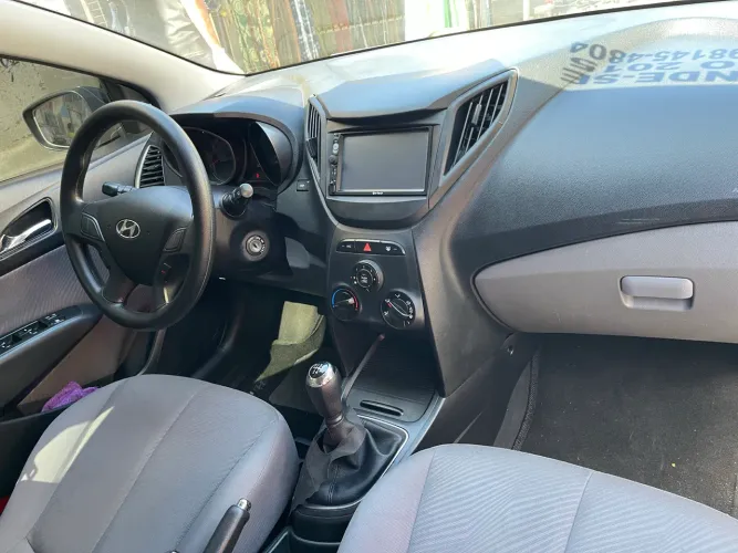 Hyundai HB20S C.plus/c.style 1.6 Flex 16V Mec.4p 2015