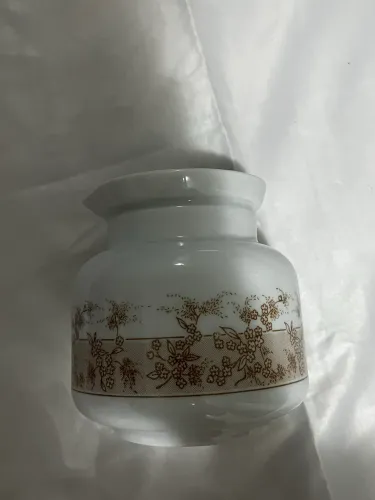 jarra potiche porcelana branca com desenho florido antiquario usado