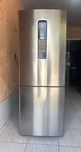 Geladeira Electrolux Inverse Inox 490 Litros