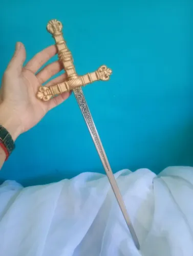 Espada decorativa espanhola em metal - Toledo , Espanha